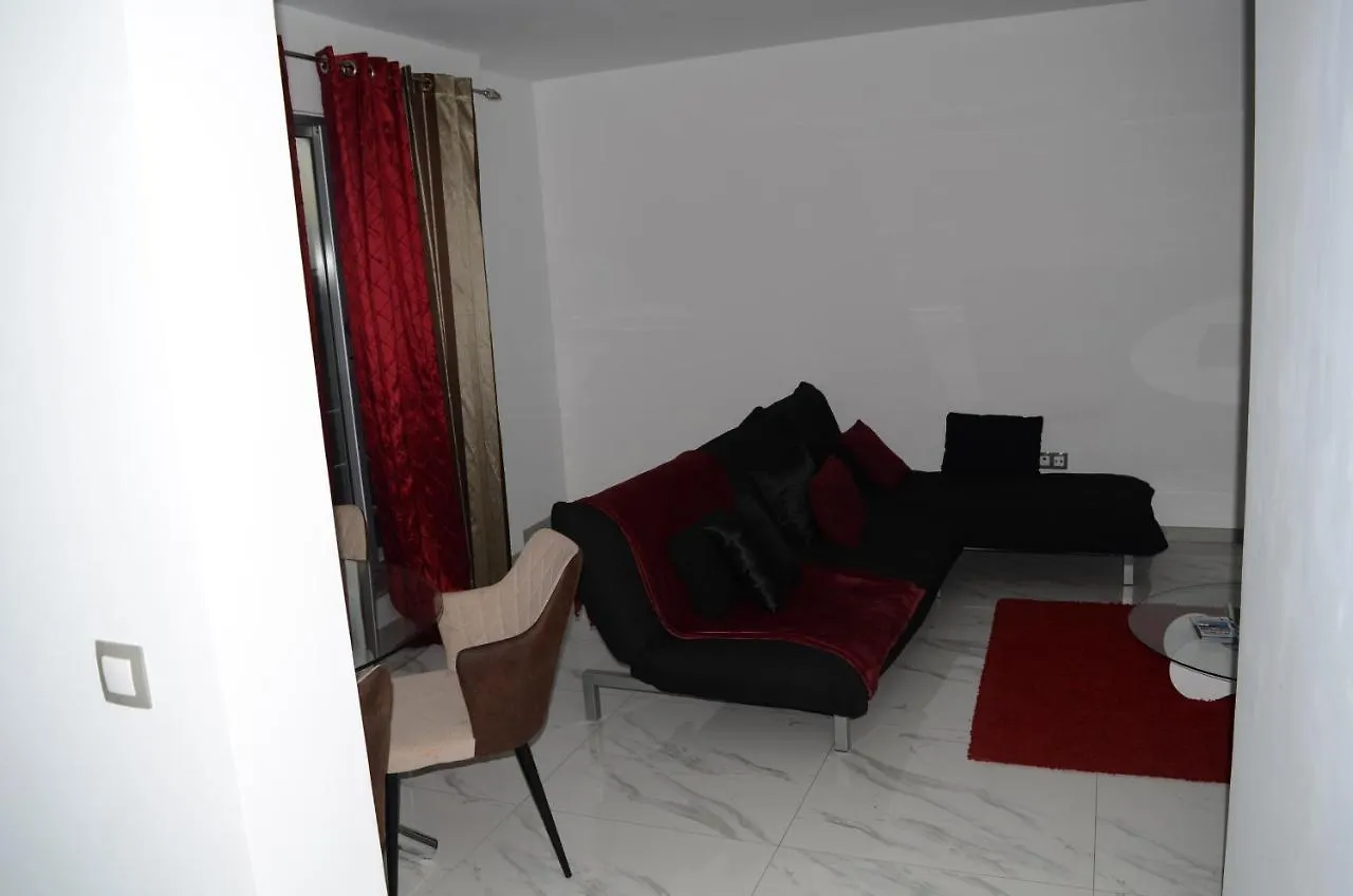 Ag Tour Lda - Apartamentos Turisticos Praia 0*,  Wyspy Zielonego Przylądka